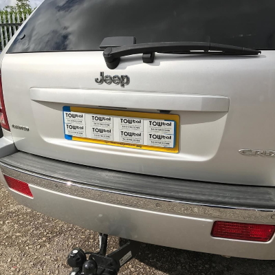 2005__jeep__Grand_Cherokee_with__witter_towbars_2_bolt