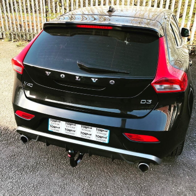 Swan_Neck__witter_towbars_on_a__volvocars__V40
